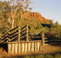 Illamurta Springs Conservation Reserve - Hotel Accommodation