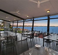 Pee Wee's at the Point - Hotel Accommodation