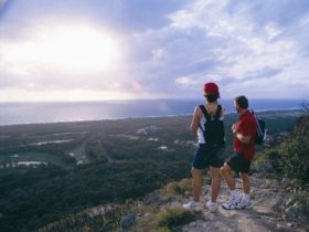 Mount Coolum National Park - Hotel Accommodation 0