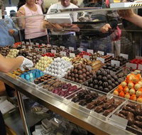 Poppys Chocolate - Hotel Accommodation