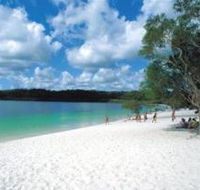 Lake McKenzie - Hotel Accommodation