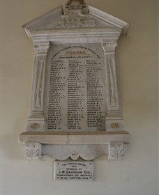 Warwick Railway Memorial Honour Board - Hotel Accommodation 0