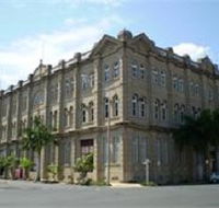 Walter Reid Cultural Centre - Hotel Accommodation