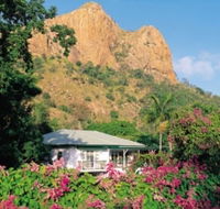Castle Hill - Hotel Accommodation
