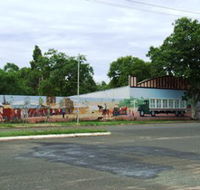 Augathella Murals - Hotel Accommodation