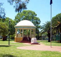 Kingaroy Memorial Park - Hotel Accommodation