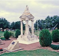 Weeping Mother Memorial - Hotel Accommodation