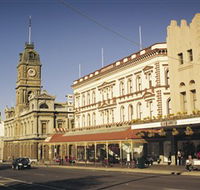 Accent Framing / Gallery on Sturt - Hotel Accommodation