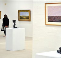 Hamilton Art Gallery - Hotel Accommodation