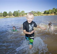 Lake Sambell Reserve - Hotel Accommodation