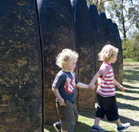 McClelland Sculpture Park  Gallery - Hotel Accommodation