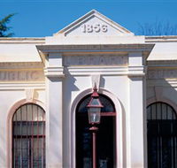 Robert O'Hara Burke Museum - Hotel Accommodation