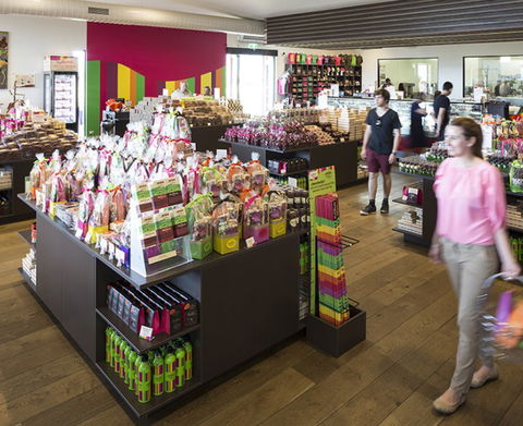 Yarra Valley Chocolaterie & Ice Creamery - Hotel Accommodation 4
