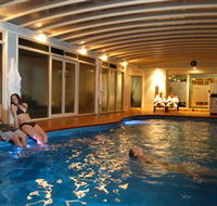 Logans Beach Spa and Fitness - Hotel Accommodation