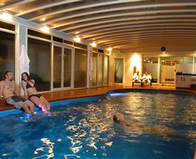 Logans Beach Spa And Fitness - Hotel Accommodation 0