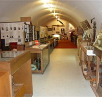 Mallacoota Bunker Museum - Hotel Accommodation