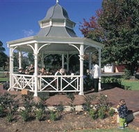 Muir House Art Gallery - Hotel Accommodation