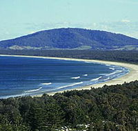 Sir Charles Kingsford Smith Memorial and Lookout - Hotel Accommodation