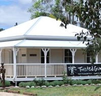 Twisted Gum Wines - Hotel Accommodation