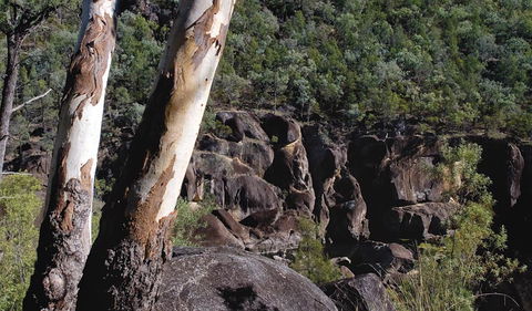 Macintyre Falls Lookout - Hotel Accommodation 3