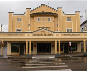 Gundagai Emporium - Hotel Accommodation 0
