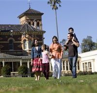 Rippon Lea House and Gardens - Hotel Accommodation