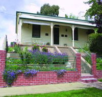 Chifley Home and Education Centre - Hotel Accommodation