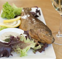 Arc-en-Ciel Trout Farm - Hotel Accommodation