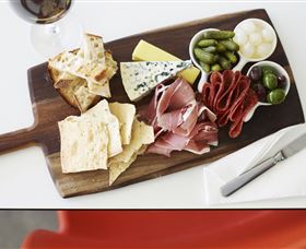 MCA Cafe And Sculpture Terrace - Hotel Accommodation 5