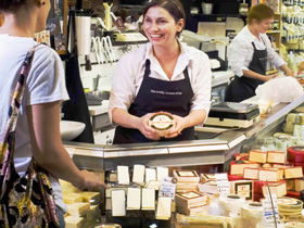 The Smelly Cheese Shop - Hotel Accommodation 0