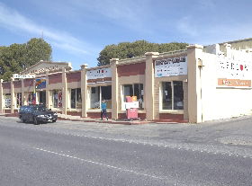 The Menz FruChocs Shop - McLaren Vale - Hotel Accommodation 1