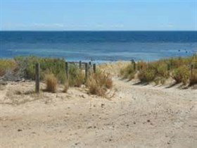 Normanville Beach - Hotel Accommodation 0