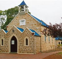 Christ Church Yankalilla - Hotel Accommodation