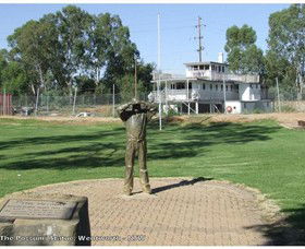 PS Ruby Fotherby Park - Hotel Accommodation 1