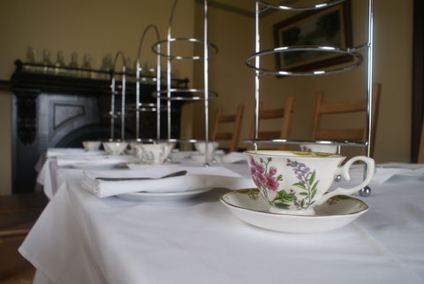 Gatehouse High Tea Rooms - Hotel Accommodation 2