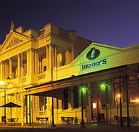 The World Theatre - Hotel Accommodation