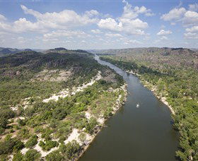 Bardedjilidji Walk - Hotel Accommodation 0