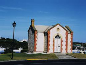 Royal Circus And Customs House In Robe - Hotel Accommodation 0