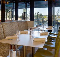 Curve Cafe  Bar - Hotel Accommodation