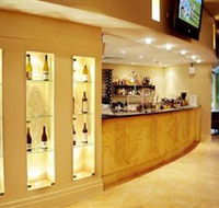 Finz Restaurant and Bar - Hotel Accommodation