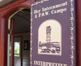 DUNERA  MUSEUM - Hay Internment And Prisoner Of War Camps Interpretive Centre - Hotel Accommodation 1