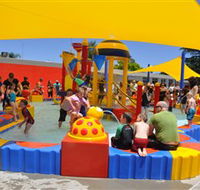 Holland Park Swimming Pool