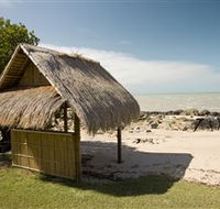Dugong Sanctuary - Clairview - Hotel Accommodation