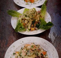 Cafe Omega - Hotel Accommodation