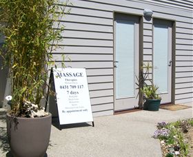 Michael Davey Massage And Bowen Therapies - Hotel Accommodation 1