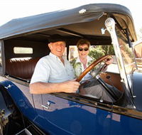 Max's Motor Museum - Hotel Accommodation