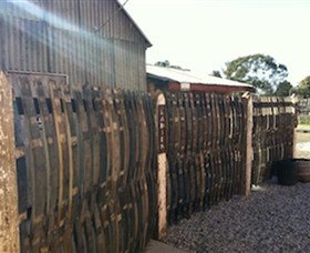 Corowa Whisky And Chocolate - Hotel Accommodation 1