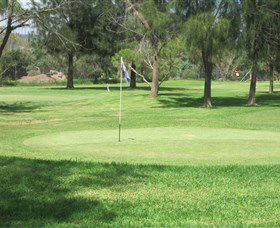 Wiradjuri Golf Centre - Hotel Accommodation 0