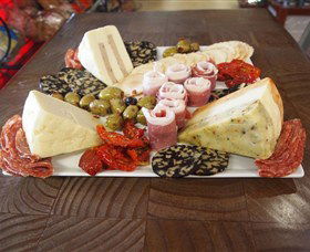 Knights Meats And Deli - Hotel Accommodation 1