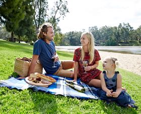 Wagga Beach - Hotel Accommodation 0
